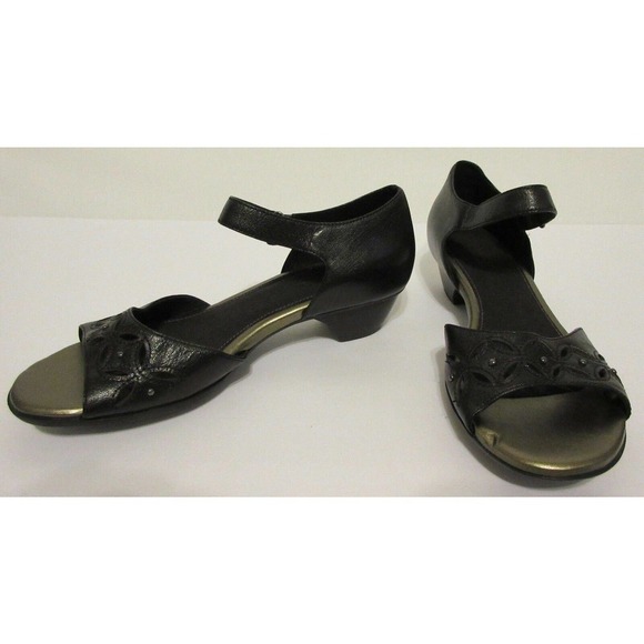 Aravon Sofia Hook Loop Leather AAO05BK Black Sandals Shoes 8.5 AA Women's $139 - Picture 11 of 12